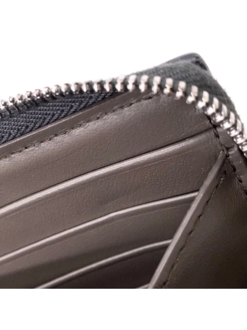 Bottega Veneta Maxi Intrecciato Leather Gray Wallet Silver